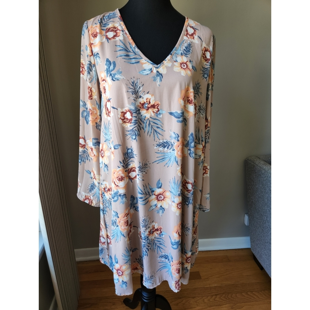 Floral long sleeve dress
